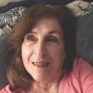 Meet your Posher, Annette